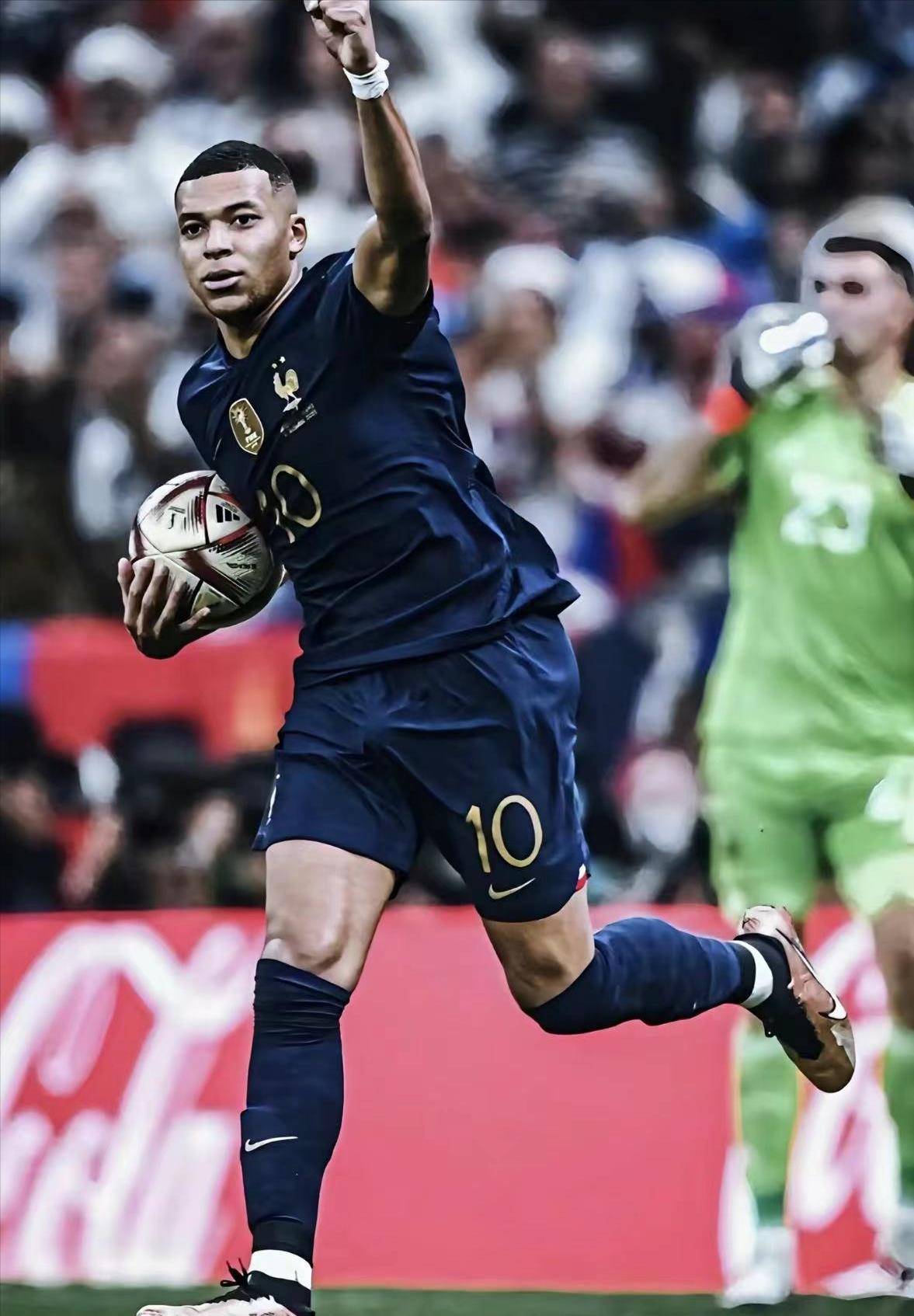 包含姆巴佩新星重要助攻表现突出,G2前途光明!观众掌声雷动的词条 包含姆巴佩新星重要助攻表现突出,G2前途光明!观众掌声雷动的词条