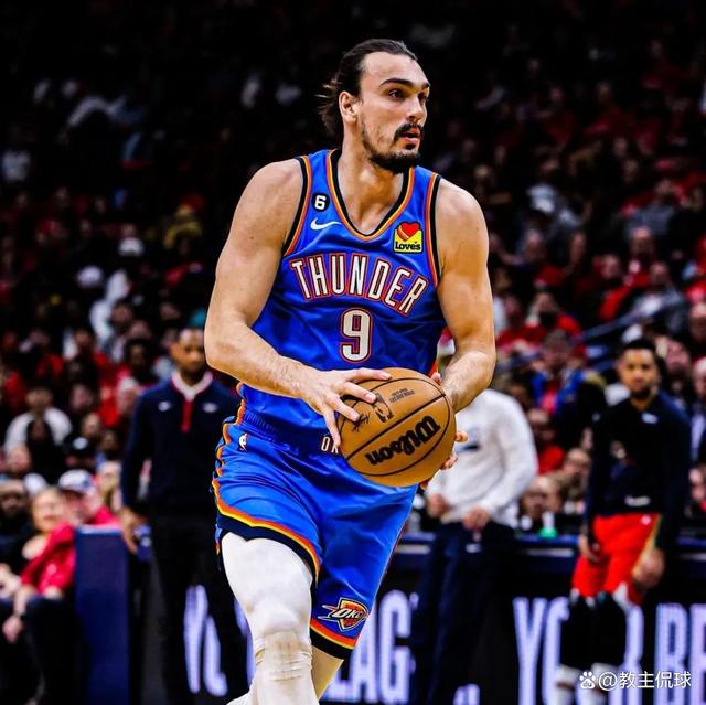 赛前金州勇士官宣签约:法甲节点到来,细节曝光,赛程密集仍需轮换 赛前金州勇士官宣签约:法甲节点到来,细节曝光,赛程密集仍需轮换