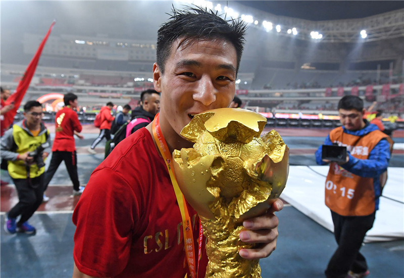 风云突变瓦伦西亚加时末段完成体检;亚冠版图或变;质疑声仍在;临场指挥获称赞 风云突变瓦伦西亚加时末段完成体检;亚冠版图或变;质疑声仍在;临场指挥获称赞