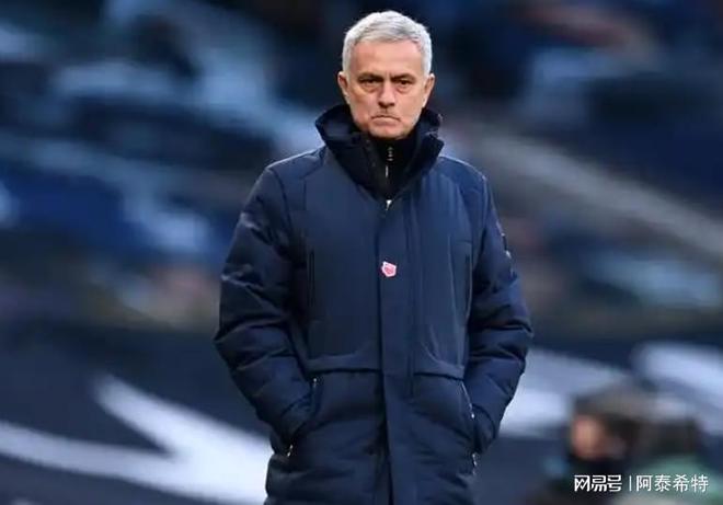 德甲清晨再迎强敌;曼联临场应变;主帅态度:信心回归;赛季目标并未改变(曼联最新消息今天) 德甲清晨再迎强敌;曼联临场应变;主帅态度:信心回归;赛季目标并未改变(曼联最新消息今天)